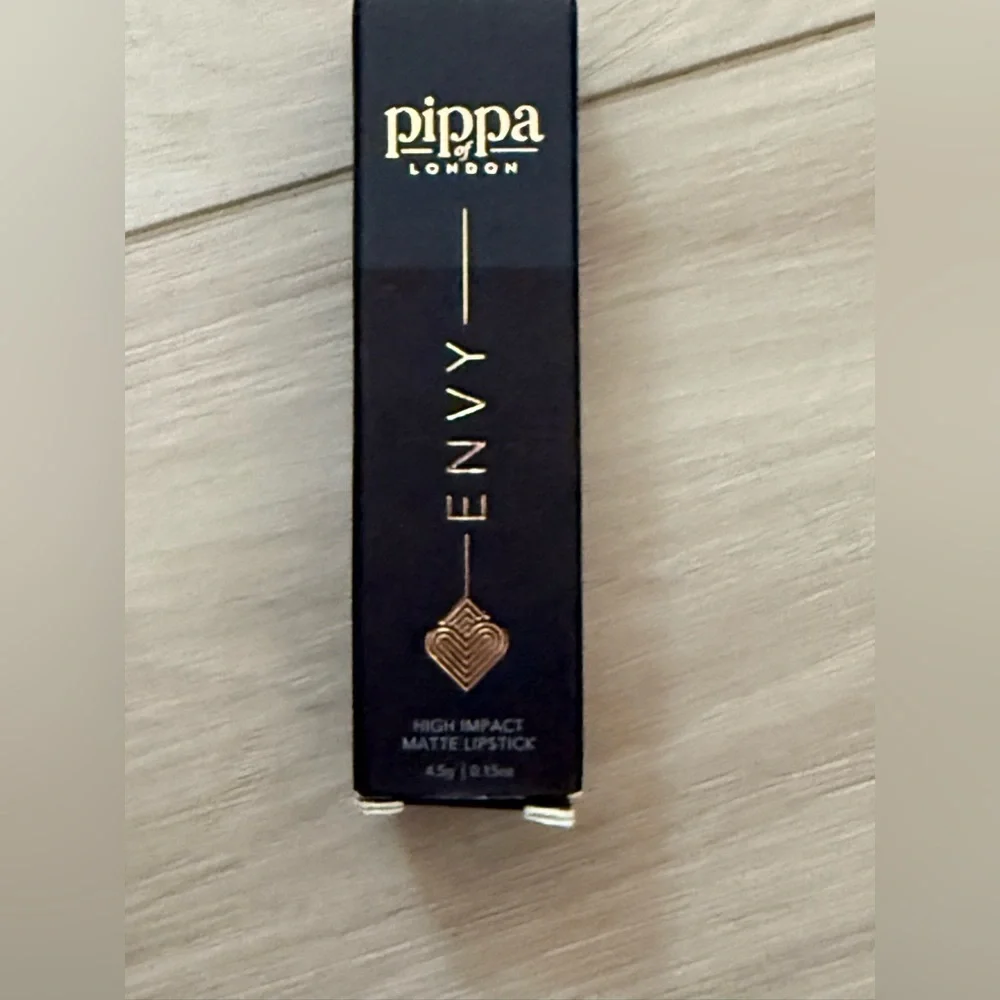 PIPPA OF LONDON ENVY LIPSTICK 433 - DESIRE